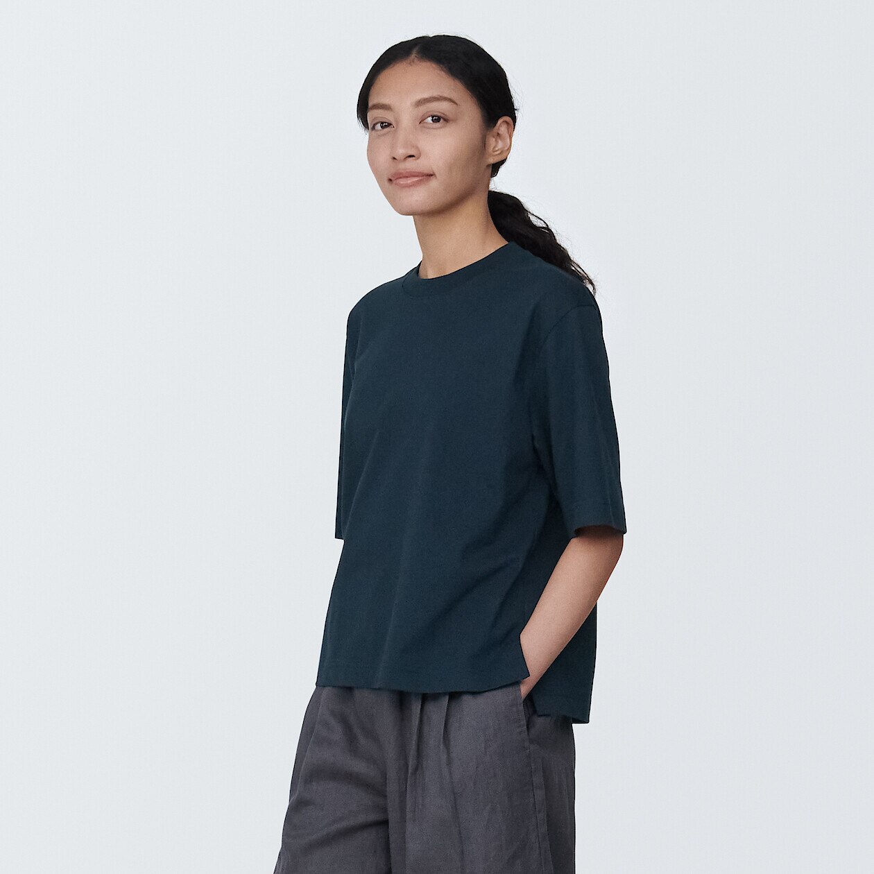 Shop Cool Touch Crew Neck Wide Short Sleeve T-Shirt online | Muji Kuwait